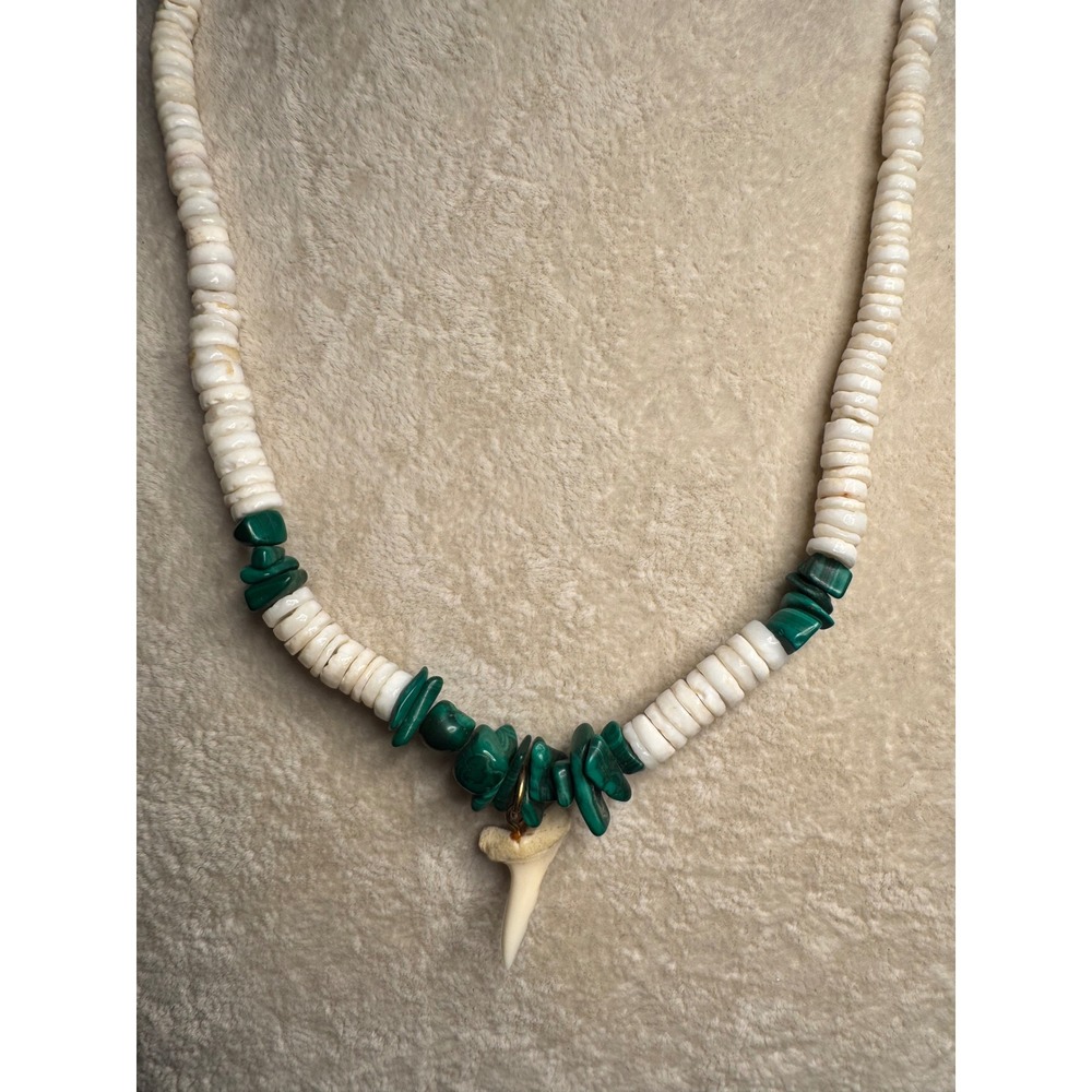 Vintage Malachite Puka Shell Surfer Necklace Beach‎ Jewelry 20" Shark tooth